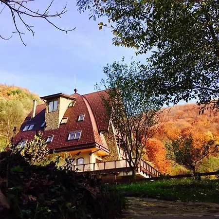 Casa Vanatorilor